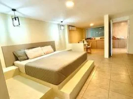 Suite en exclusiva urbanización con piscina privada