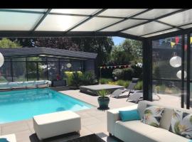 La Villa Séquoia，位于Les Bordes-Aumont的酒店
