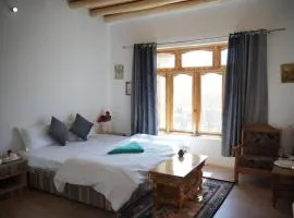 JIGEDSAL Home stay