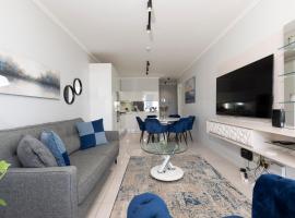 The Executive Apartment in Ellipse Waterfall City，位于米德兰的酒店