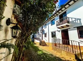 Casa Colonial Deluxe en el centro histórico de Villa de Leyva by Serena Morena Hostel