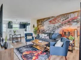 East Nash 12 mins to Broadway Sleeps 6