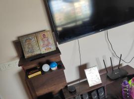 Full Furnished Apartment，位于Dehu的酒店