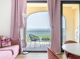 Casa Vacanze Maddalena - Palazzetto sul lago - Diamante Rosa