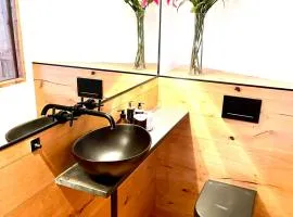 stylische Alpenlounge mit Pool, Sauna und Jacuzzi, für bis zu 22 Personen