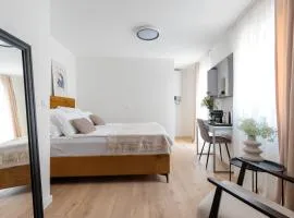 Barbara II - luxury rooms with balcony