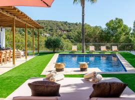 Vila Tasha Cap Martinet Sea and Forest Views 5 Bed，位于塔拉曼卡的别墅