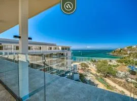 New Oceanfront 2BR Condo - Beach Access