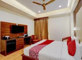 OYO SAI GRAND LUXURY ROOMS