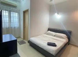 pelangi mall homestay