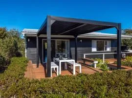 Sweet Hartley - Onetangi Holiday Home