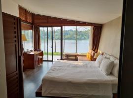 FLAMIGO ĐẠI LẢI RESORT - Villa View Hồ，位于光邝的度假屋