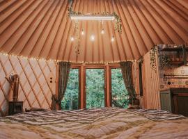 Klidný Kout glamping，位于上米托的豪华帐篷