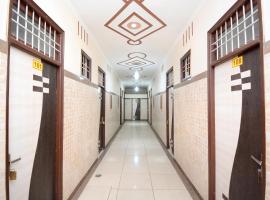 OYO Flagship Hotel Divine Light，位于Bhiwāni的酒店