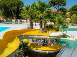 Mobil home 6 personnes confort Océan climatisé camping avec piscine Agde，位于阿格德的酒店