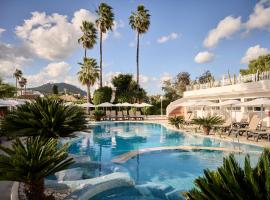 加泰罗尼亚领事酒店 - 仅限成人，位于卡拉博纳的浪漫度假酒店