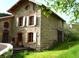 La Fabrique du Ronçon，位于Saint-Bonnet-le-Troncy的酒店