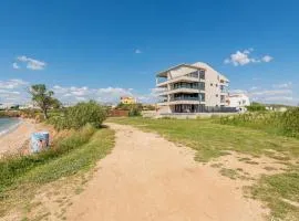 Amazing Apartment In Povljana With House Sea View