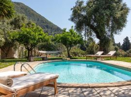 The OliveStone Village - Yoga Retreat Paradise，位于Ágios Márkos的别墅