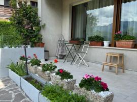 Green House Next - Lovely Apartment for family and Free Parking，位于莱维科特尔梅的酒店