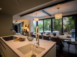 La villa du port, La villa du port - pool and spa，位于佩罗斯-吉雷克的酒店