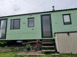 Homely 2 bedroomed mobile home