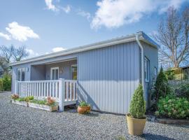 Skomer Lodge - 2 Bedroom Lodge - Manorbier，位于马诺比尔的酒店