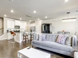 Lawrenceville Townhome with Community Pool Access!