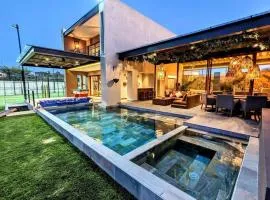 Casa Capricho, 5BR Luxury Villa in Ventanas Golf & Resort Community