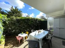 Appartement 1 chambre + alcôve, 5 pers, parking privé, à 200m de la plage et des commerces - FR-1-323-318