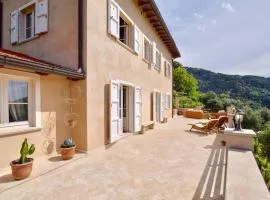 Gorgeous Home In Pietrasanta With Kitchen