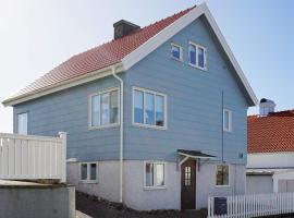 Holiday home KUNGSHAMN XV，位于王室港的酒店