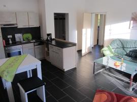 Ferienwohnung Am Alten Forsthaus Neuenbau，位于Neuenbau的酒店