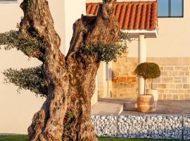 HOTEL RURAL FINCA LA DESA，位于Miajadas的酒店