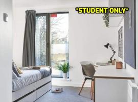 Student Only Central Leicester Zeni Ensuite Rooms，位于莱斯特的宾馆