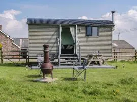 Cwtch Winnie Shepherds Hut