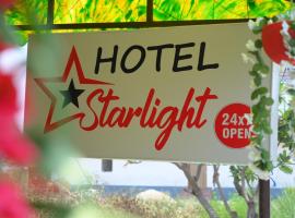 Hotel Starlight，位于密拉特的酒店