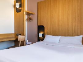 B&B HOTEL Grenoble Centre Verlaine，位于格勒诺布尔的酒店