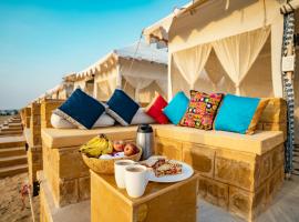 Desert Heritage Luxury Camp And Resort，位于斋沙默尔的豪华帐篷