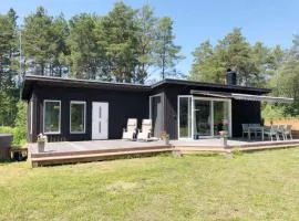 Nice cottage in Larbro, 150 m from one of Gotlands quietest beaches