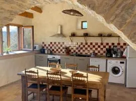 Gîte Gîte Aulas 2/4 personnes