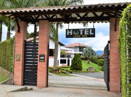 Hotel Jade Spa，位于圣罗莎德卡瓦尔的酒店