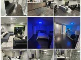 YYZ,401,407 Erin Mills Mississauga Road! 2 BEDROOM SMARTLOCK PRIVATE ENTRANCE APARTMENT, 2 FULL BATHROOMS, FULL KITCHEN, 4 BEDS, KING & QUEEN BEDS, 2 FLOOR MATTRESSES, XBOX Series X 2 CONTROLLERS, 3 FIREPLACES, 2 SONY 4K TVS, 1000 SQF, FREE WI-FI!!