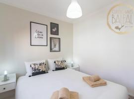 Baleal Classic Waves Guest House，位于巴勒尔的酒店