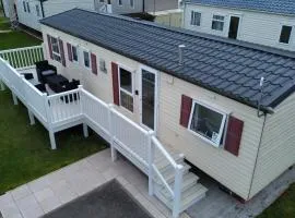 F04 Dawlish Sands 4 bedroom 8 berth static