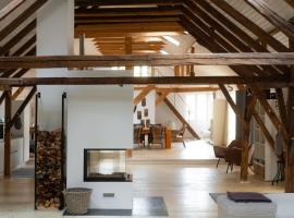 The Open Space，位于弗格拉什的酒店