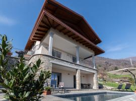 VILLA SANT'ANNA by Curtiaffitti，位于皮亚内洛德拉廖的酒店