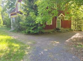 Gamla Lärarbostaden，位于Lenhovda的酒店