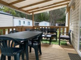 MOBIL HOME n 1 TOUT CONFORT ST CYPRIEN 66，位于圣西普里安的酒店