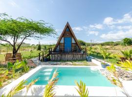 Cashaw Cabin - Private A-frame Treasure Beach，位于特雷热比奇的酒店